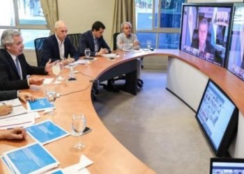 Por decreto, convocan a gobernadores e intendentes a controlar precios