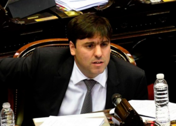 Bossio: «Hay que acompañar a los argentinos ante las dificultades económicas»