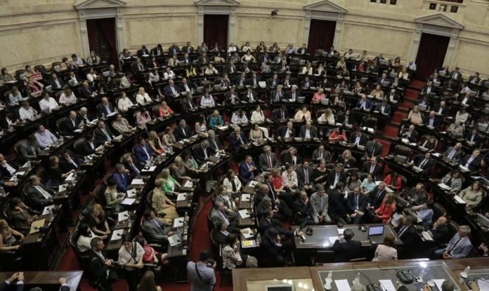 Impuesto a las grandes fortunas: alcanzaría a unas 15mil personas