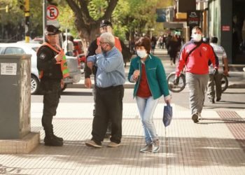 La mayoría acató la obligatoriedad de utilizar protector facial