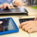Congelamiento de precios de telefonía, internet y TV busca “garantizar el servicio”