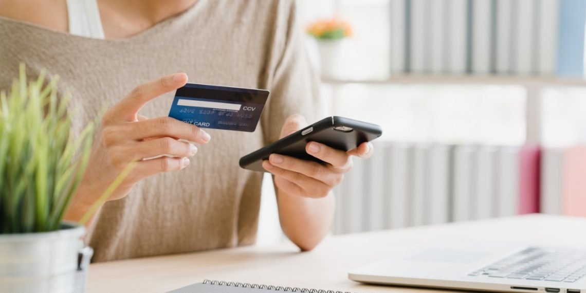 Cambio de paradigma financiero: 6 de cada 10 clientes eligen aplicaciones de pago por su comodidad y practicidad para operar