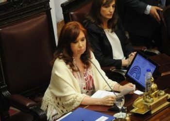 Cuadernos: revocan el procesamiento de Cristina Kirchner en el tramo vinculado a Techint