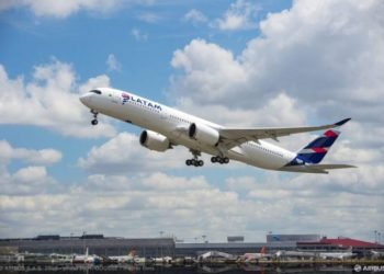 Latam anunció que deja de operar en el país: más de 1700 personas se quedan sin empleo