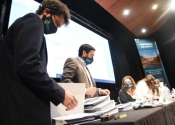 Fecha histórica para Portezuelo: la UTE Malal Hue presentó su proyecto de construcción de la obra