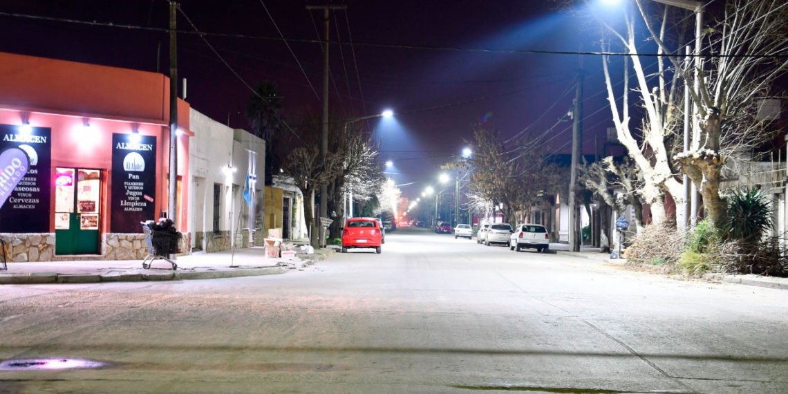 Luminaria LED en las calles de Necochea: vecinos y Municipio trabajan en conjunto