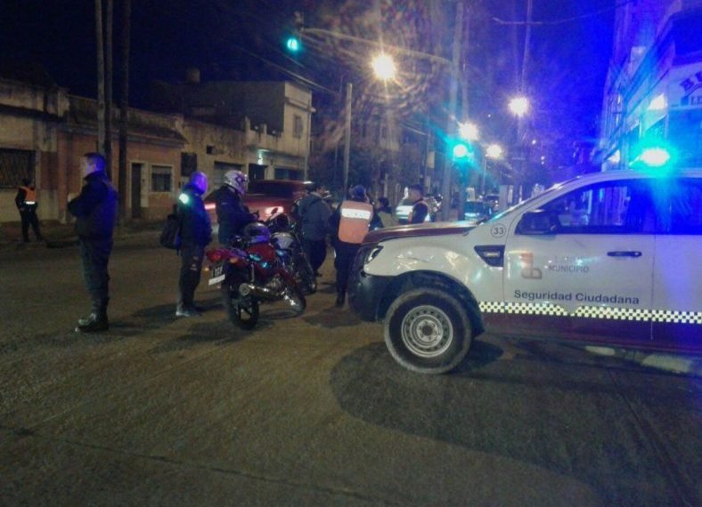 Violento asalto a quince comensales en una cervecería