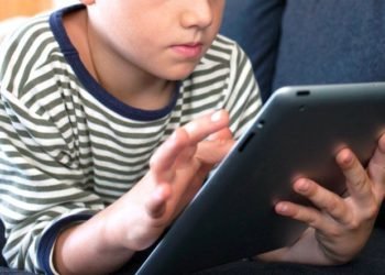 Buscan hacer campañas para prevenir el grooming en Provincia