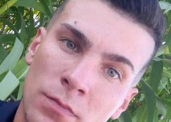 Cuatro delincuentes asaltaron una heladería y un policía fue asesinado