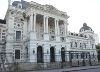 Paritarias: la Provincia recibe a judiciales y estatales