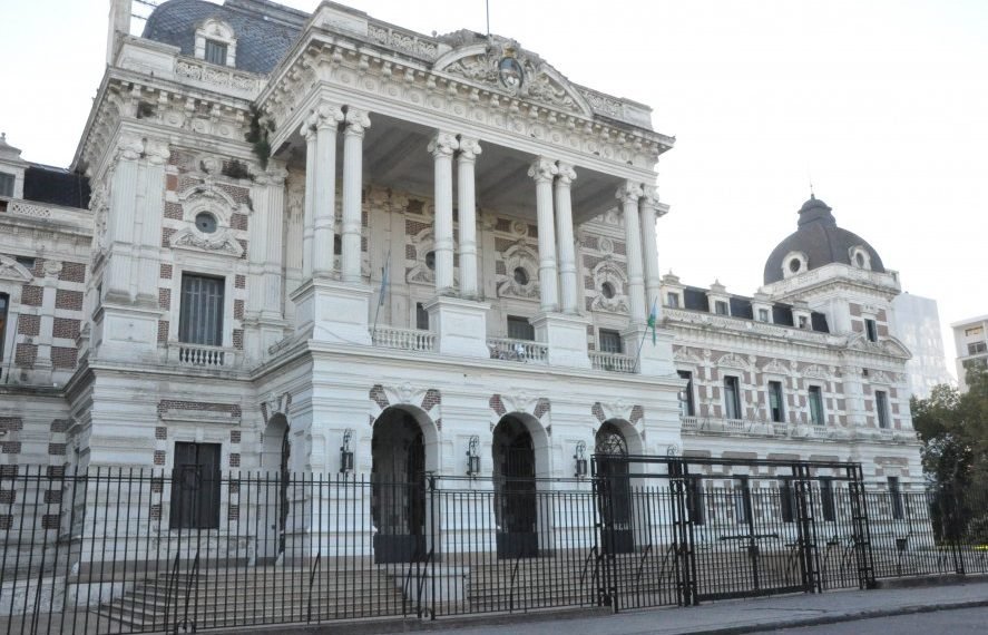 Paritarias: la Provincia recibe a judiciales y estatales