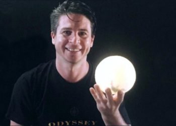 Turismo espacial: un joven de Monte Grande es candidato para viajar a la Luna