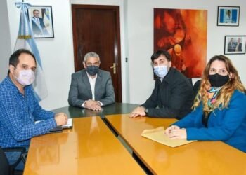 Castelli construirá dos barrios de viviendas en simultáneo