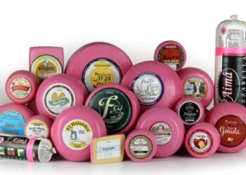 Los quesos de Tandil se pintan de rosa para concientizar sobre el cáncer de mama