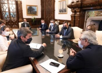 Acuerdan mantener los precios de diciembre de los servicios turísticos hasta el 15 de marzo de 2022