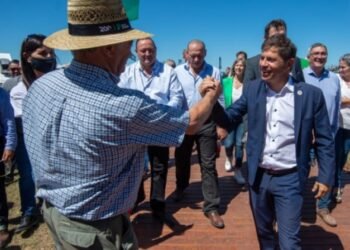 Kicillof y un reconocimiento al campo: “la actividad agropecuaria nunca paró durante la pandemia”