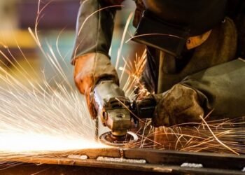 La industria bonaerense creció 7,6% en julio y alcanzó 17 meses de crecimiento interanual