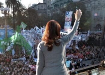 Cristina evalúa participar del acto en Avellaneda organizado por sectores combativos del peronismo