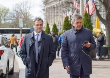 Una ONG de Moreno recibió 40 cuchas para animales hechas por presos