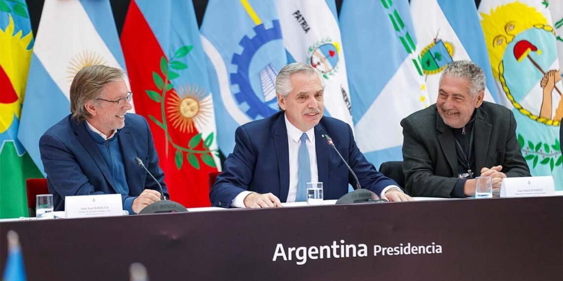 Desde el Puerto La Plata, ya se exporta carne a EEUU y Oriente