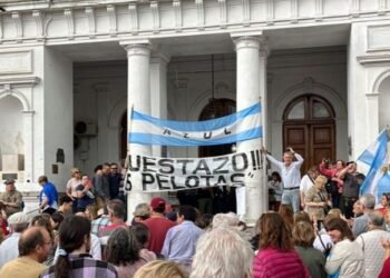 Impuestos al campo: La dirigencia nacional baja a Azul y le marca la cancha a los intendentes